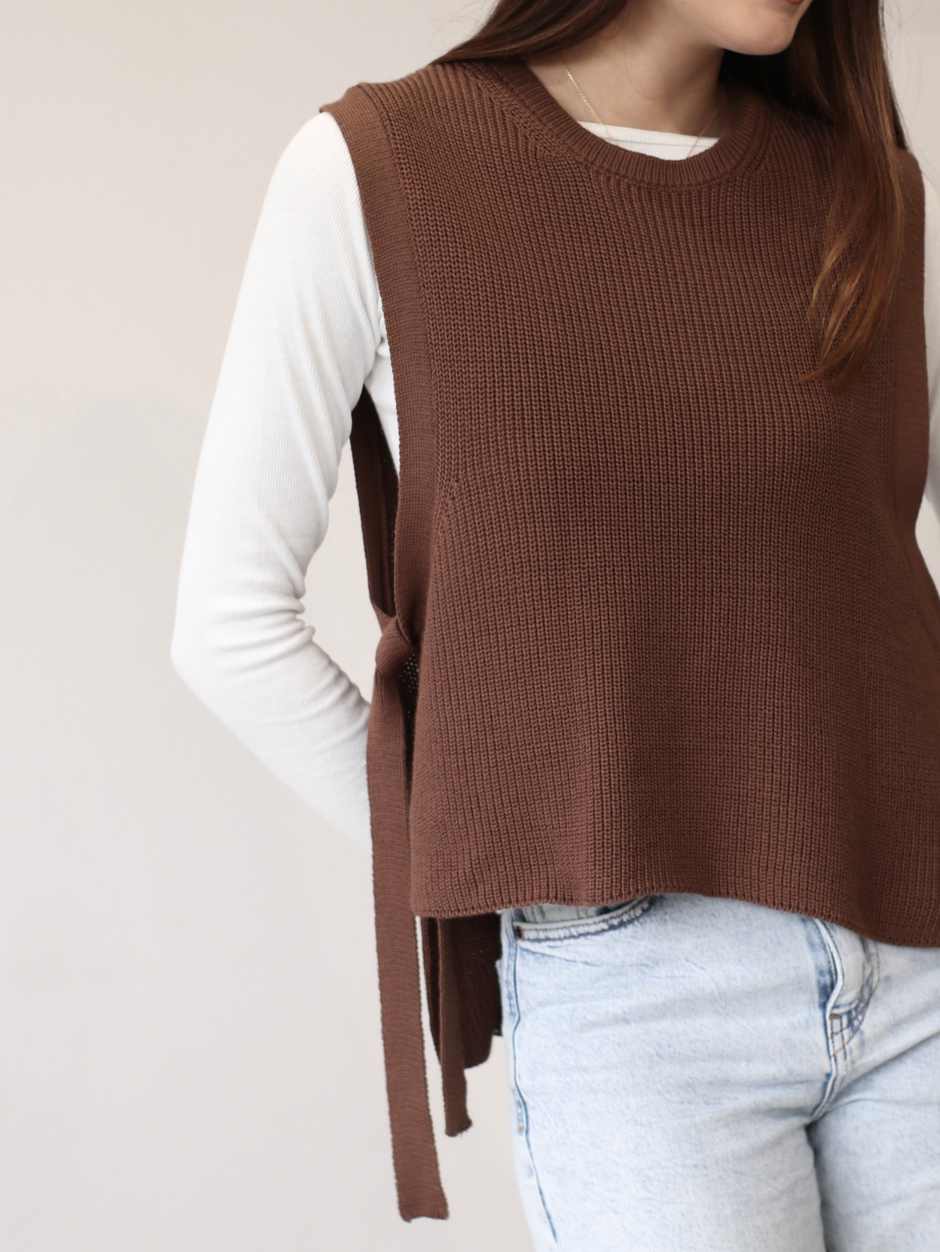 Chaleco Minimal - Chocolate