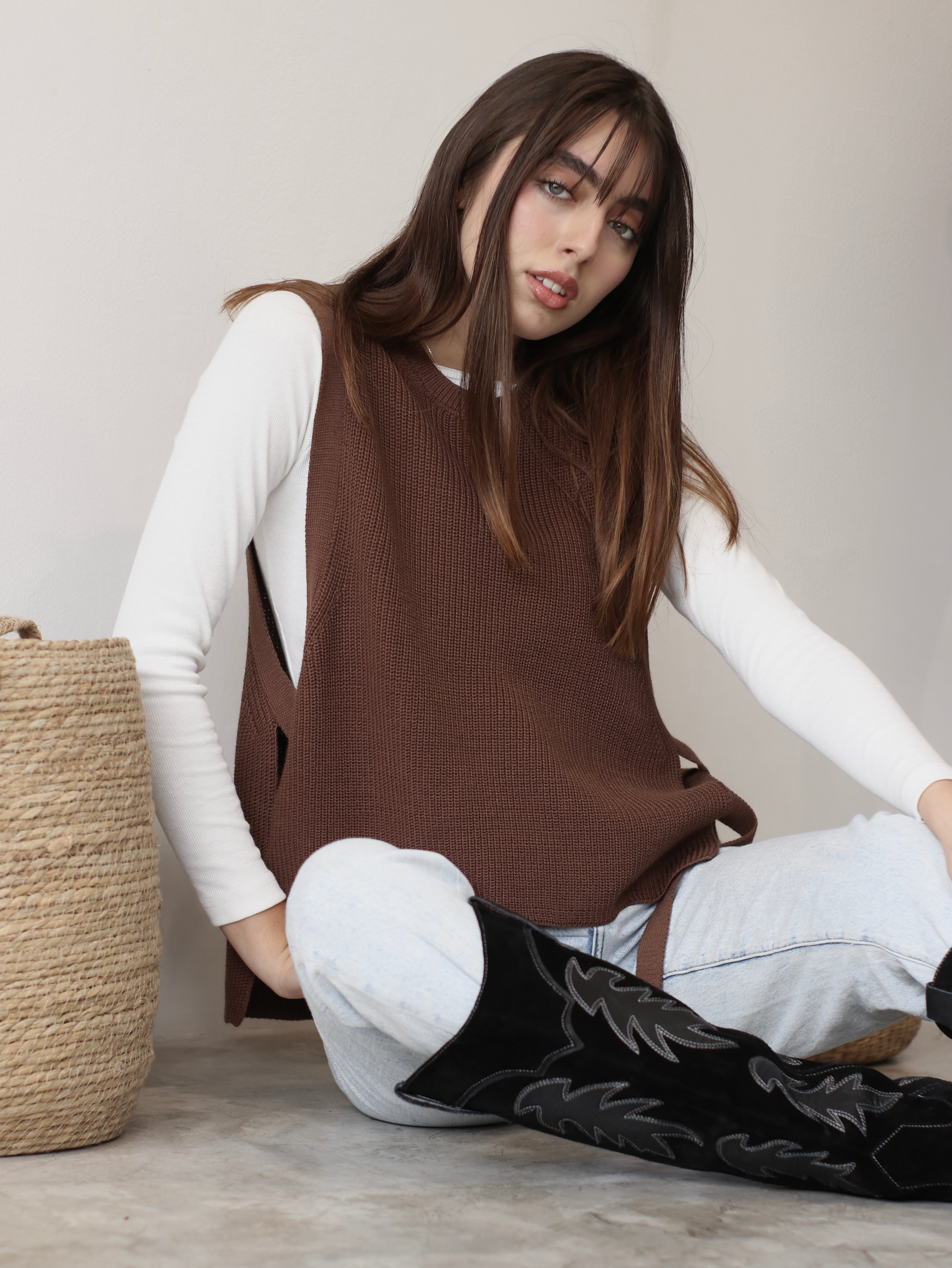 Chaleco Minimal - Chocolate