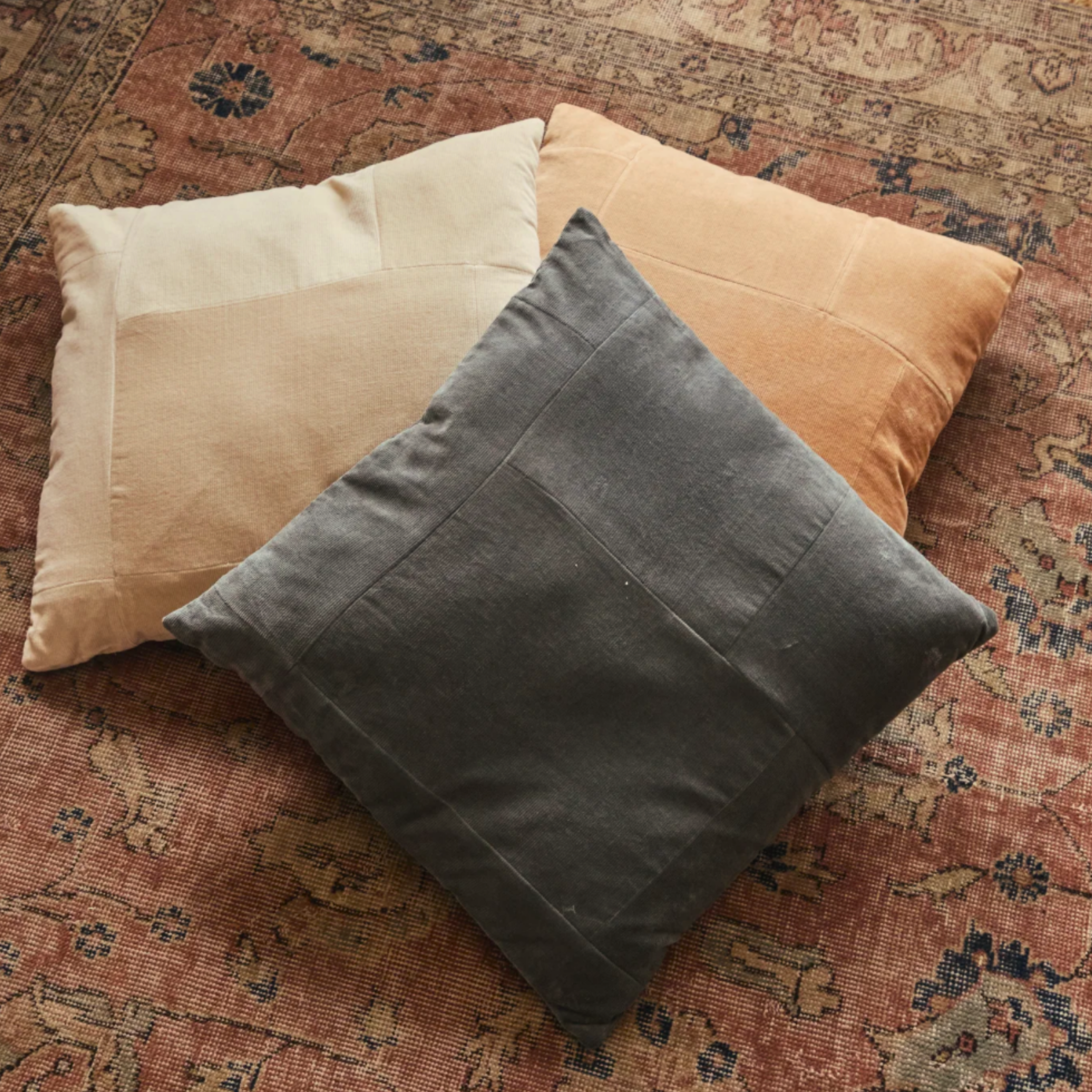 Cojín Square Silver - Large