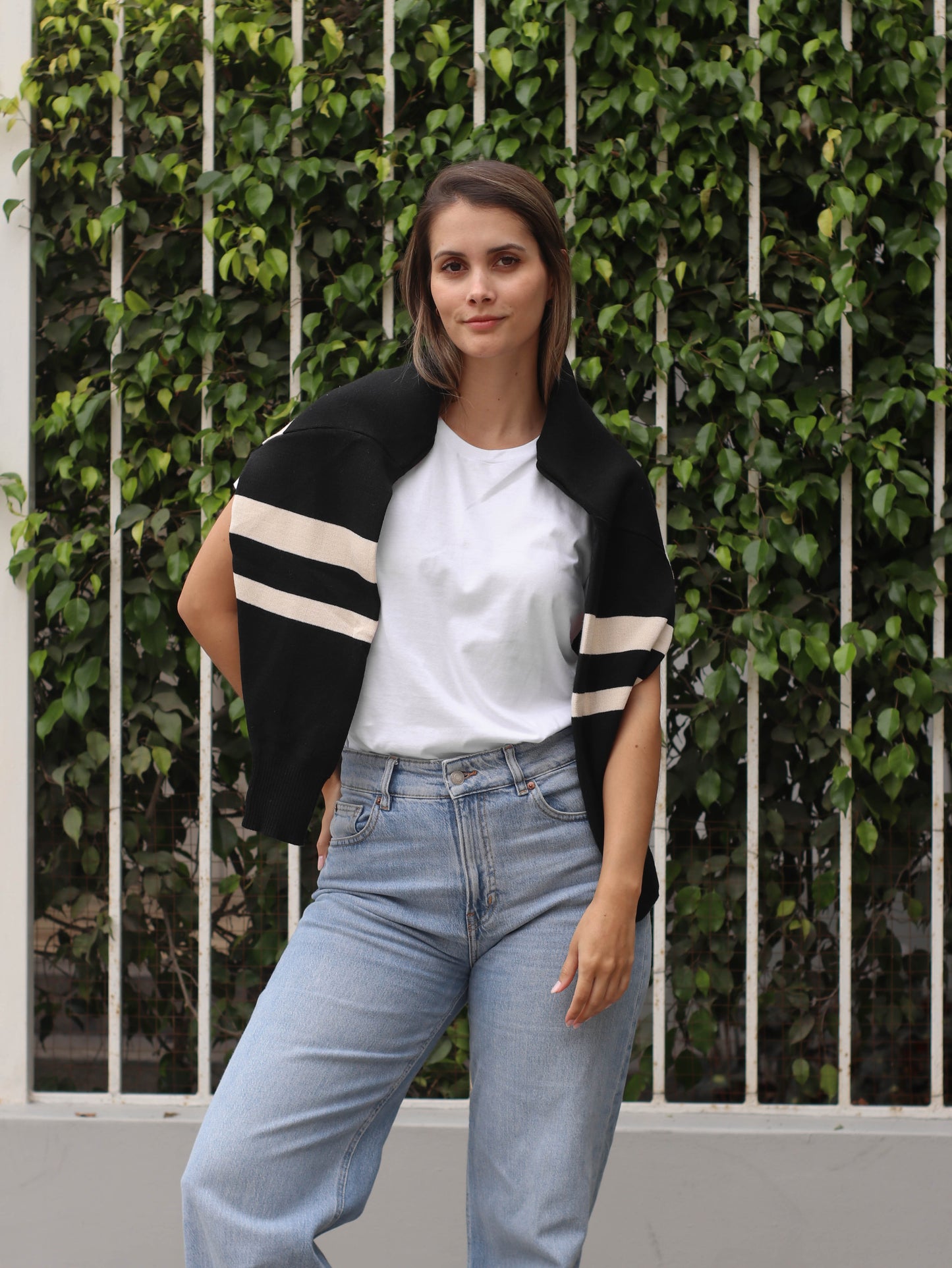 Chompa Lucrecia - Black