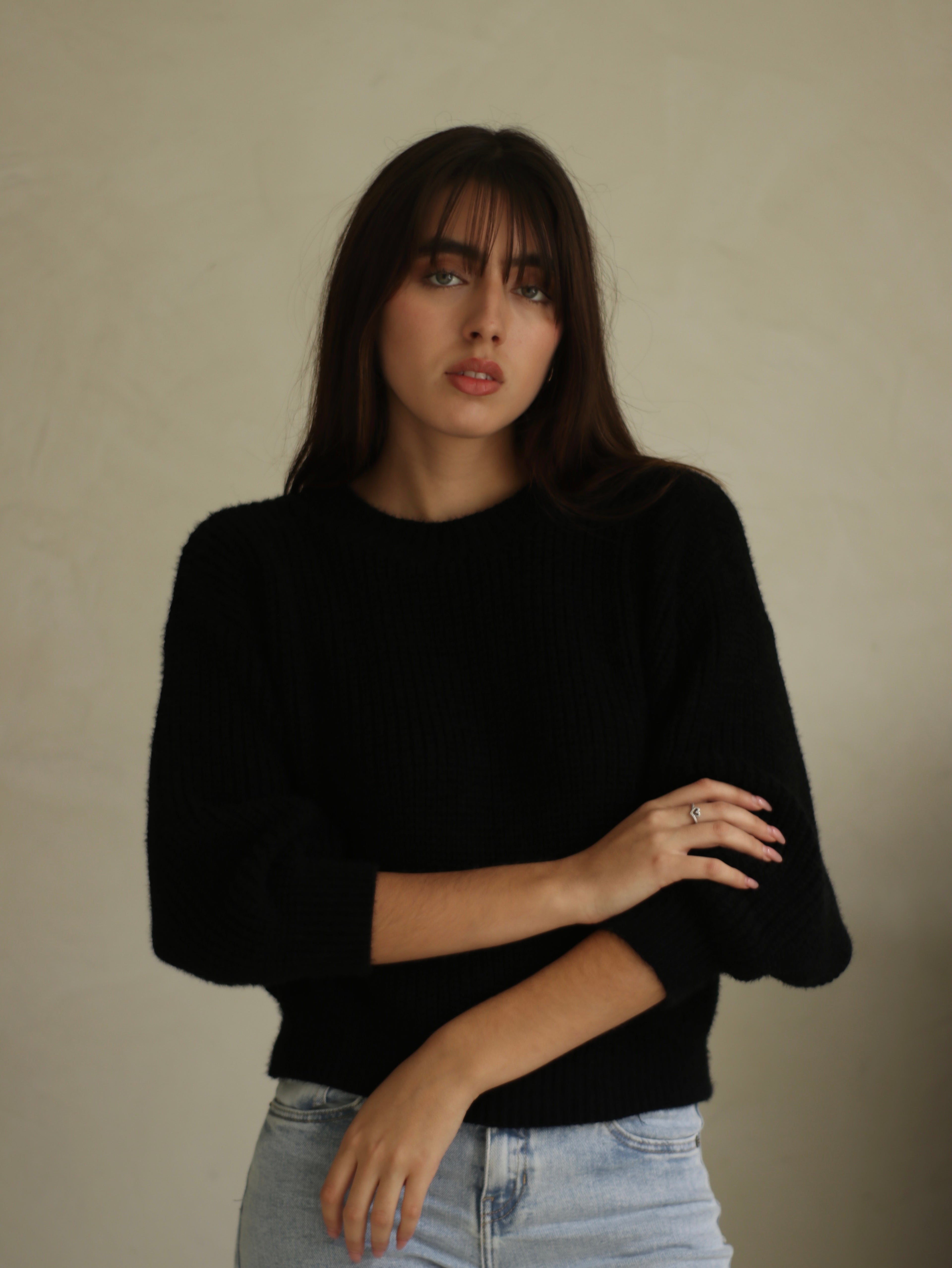 Chompa Emilia - Black