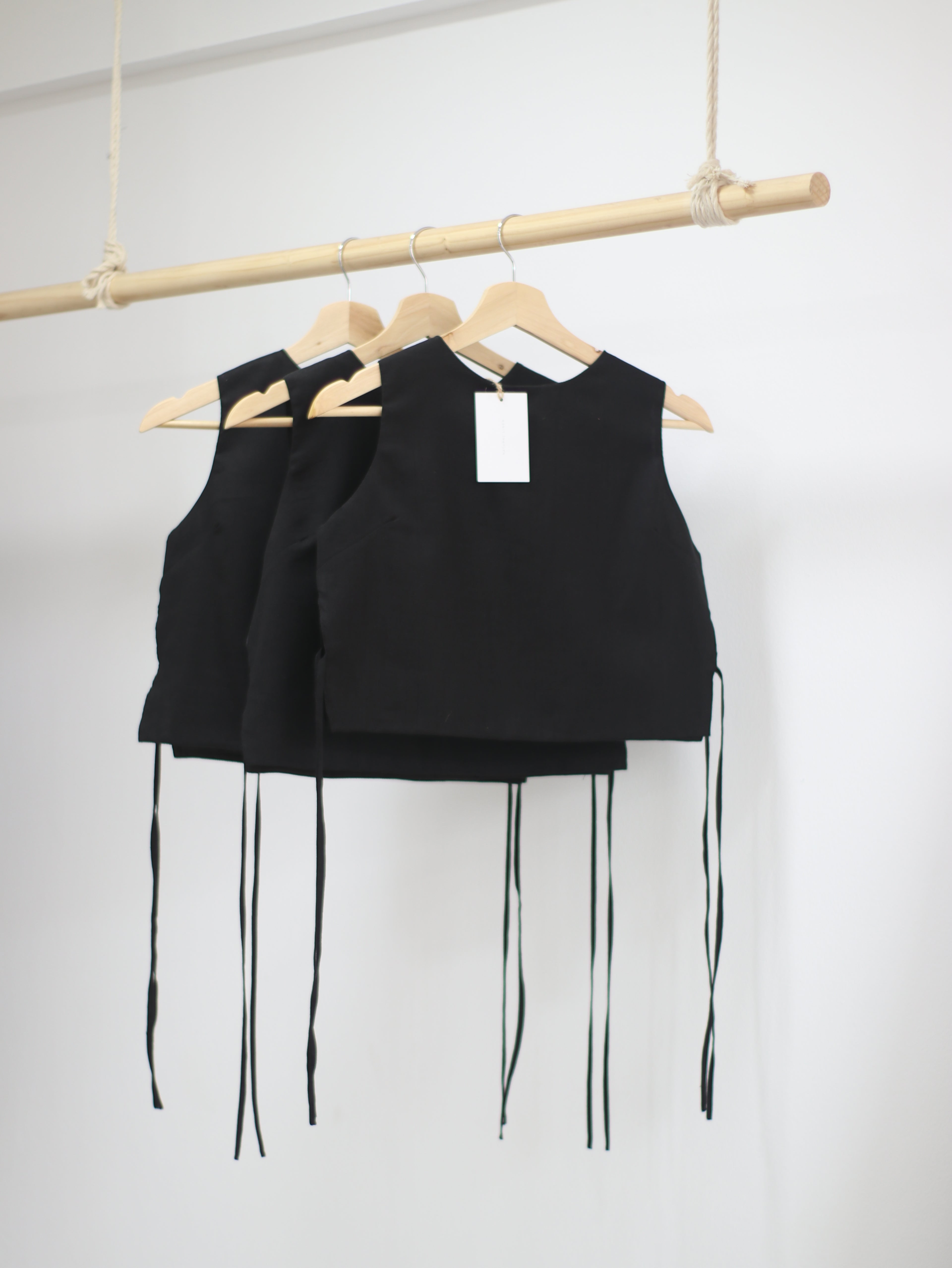 Blusa Romina Lino - Black