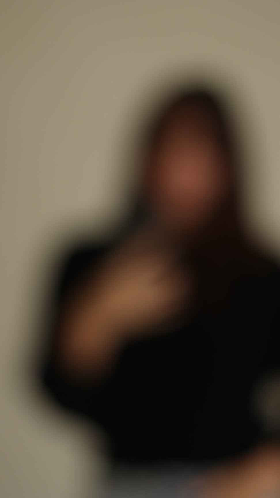 Chompa Emilia - Black