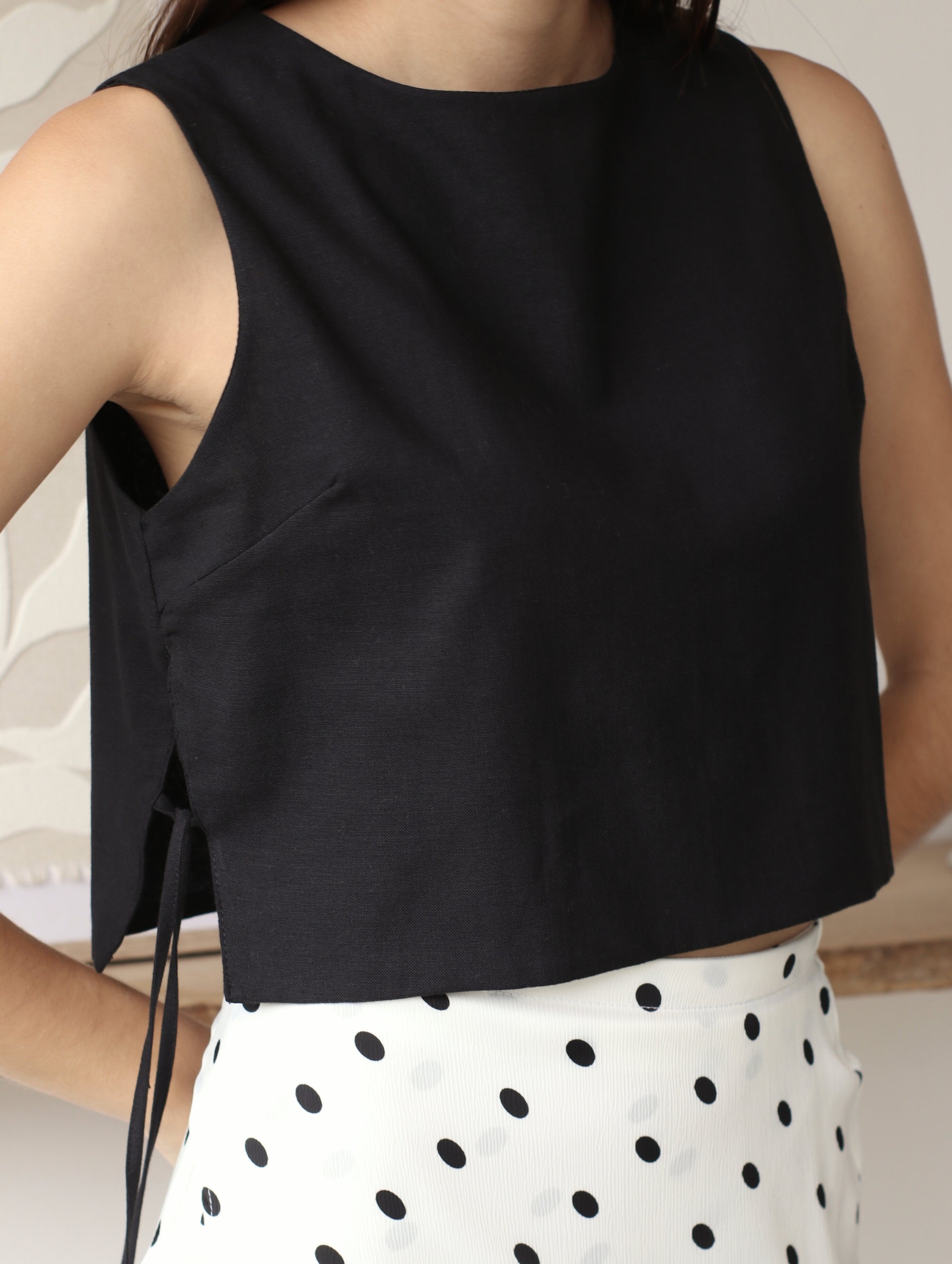 Blusa Romina de Lino Negra