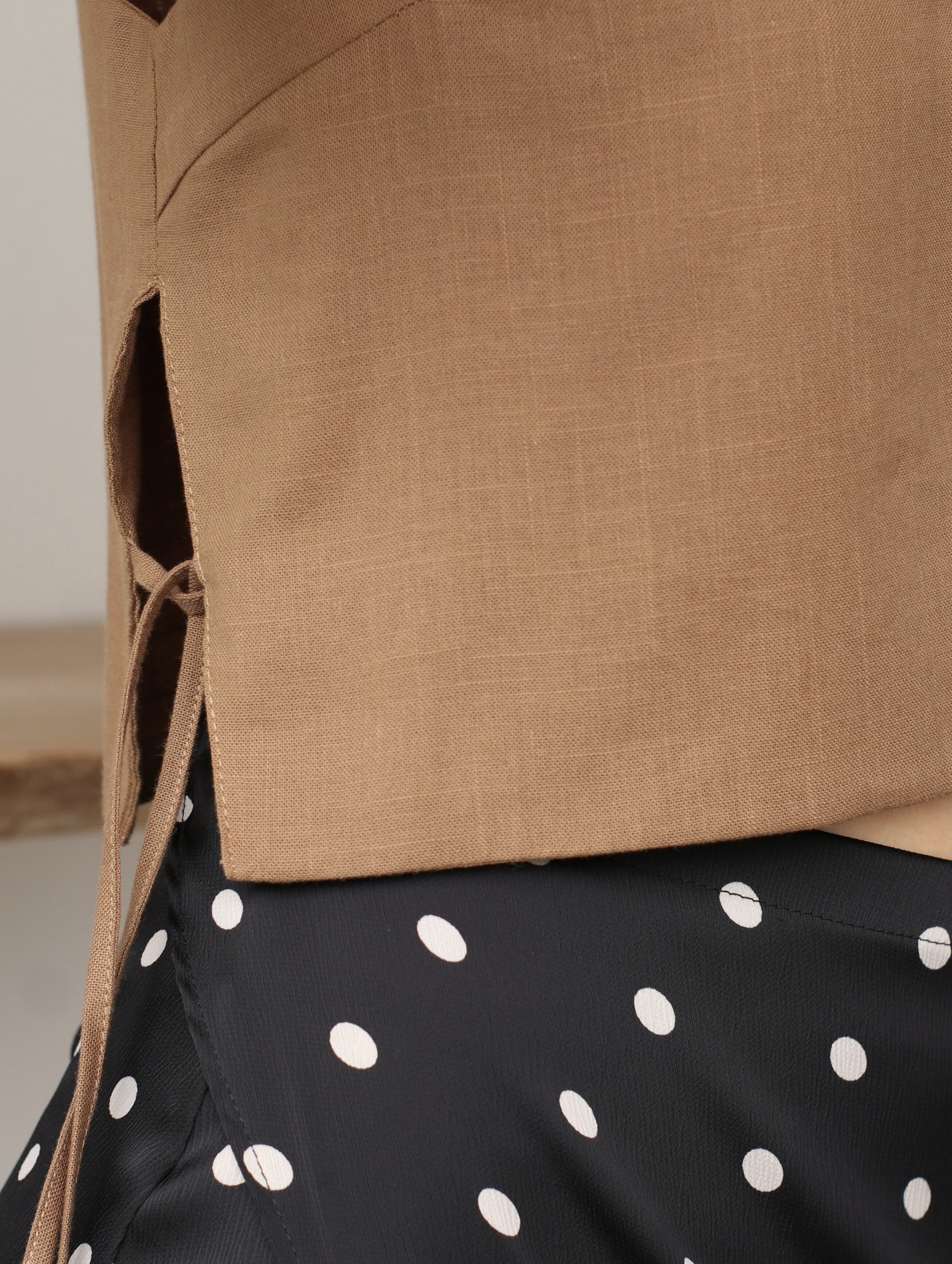 Blusa Romina de Lino Chocolate