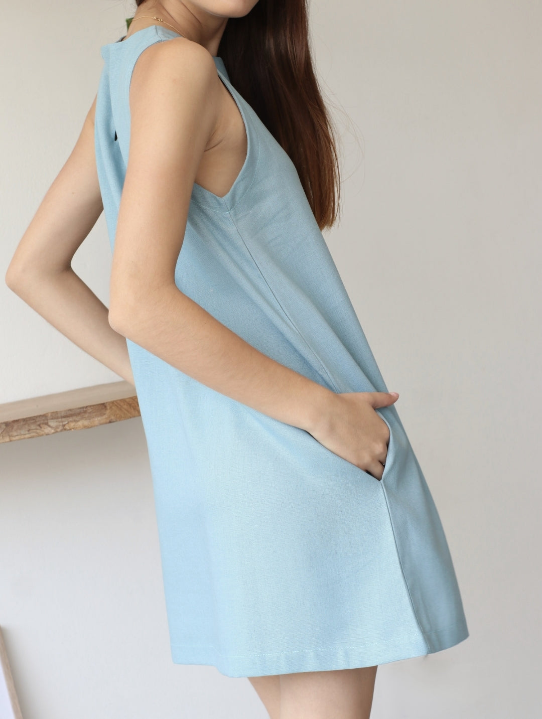 Vestido Lucrecia de Lino Celeste