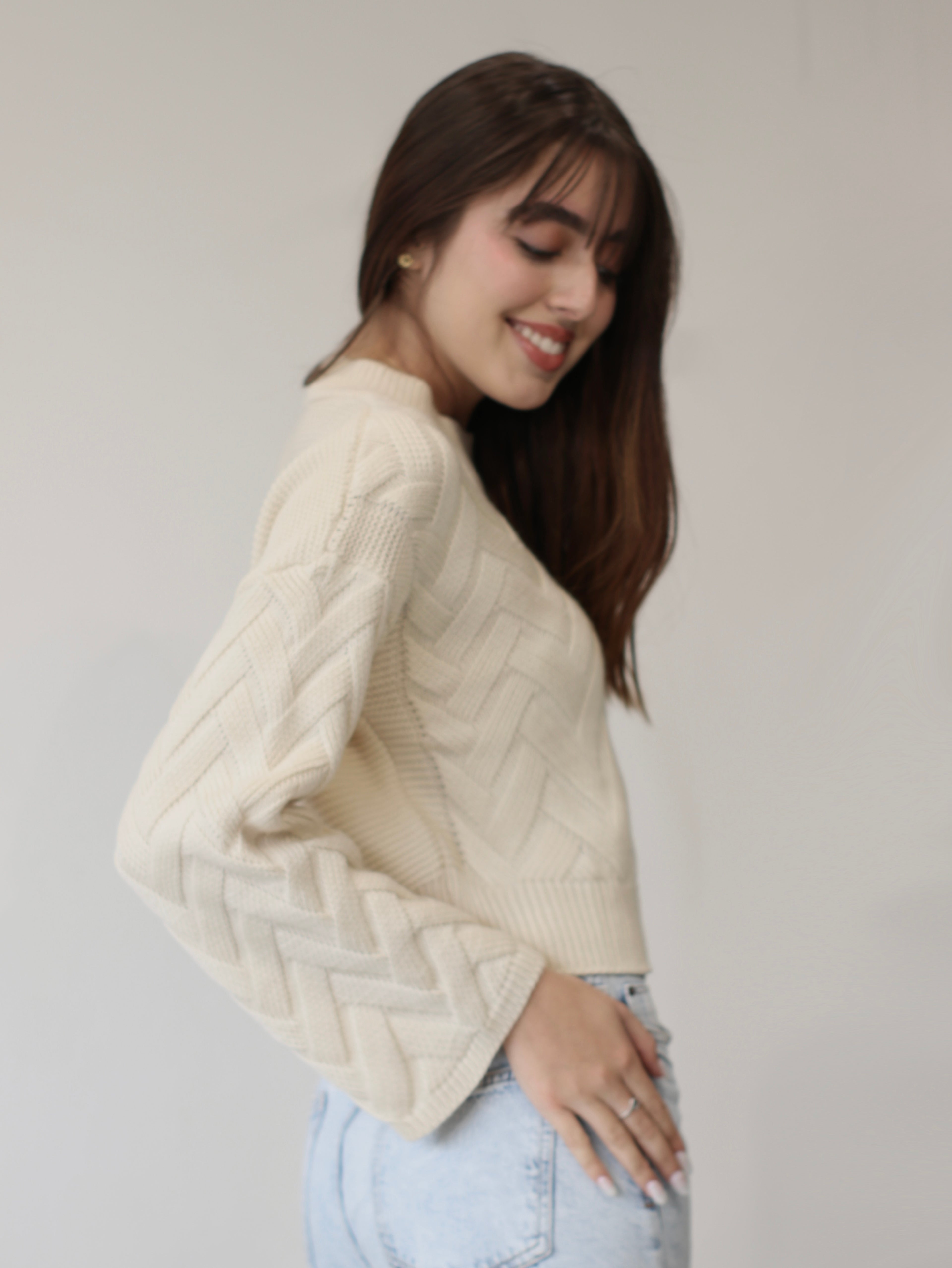 Chompa Acampanada - Frozen Dew