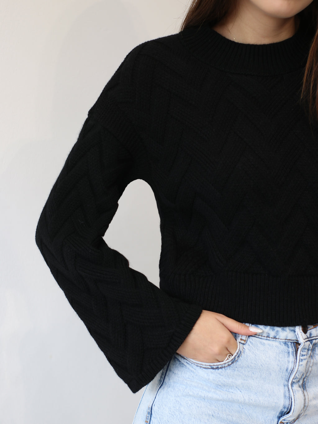 Chompa Acampanada - Black