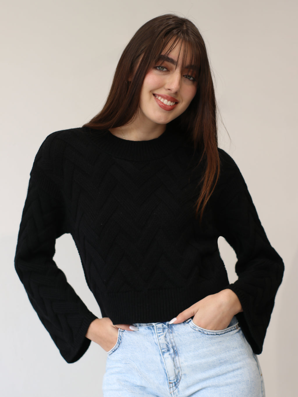 Chompa Acampanada - Black