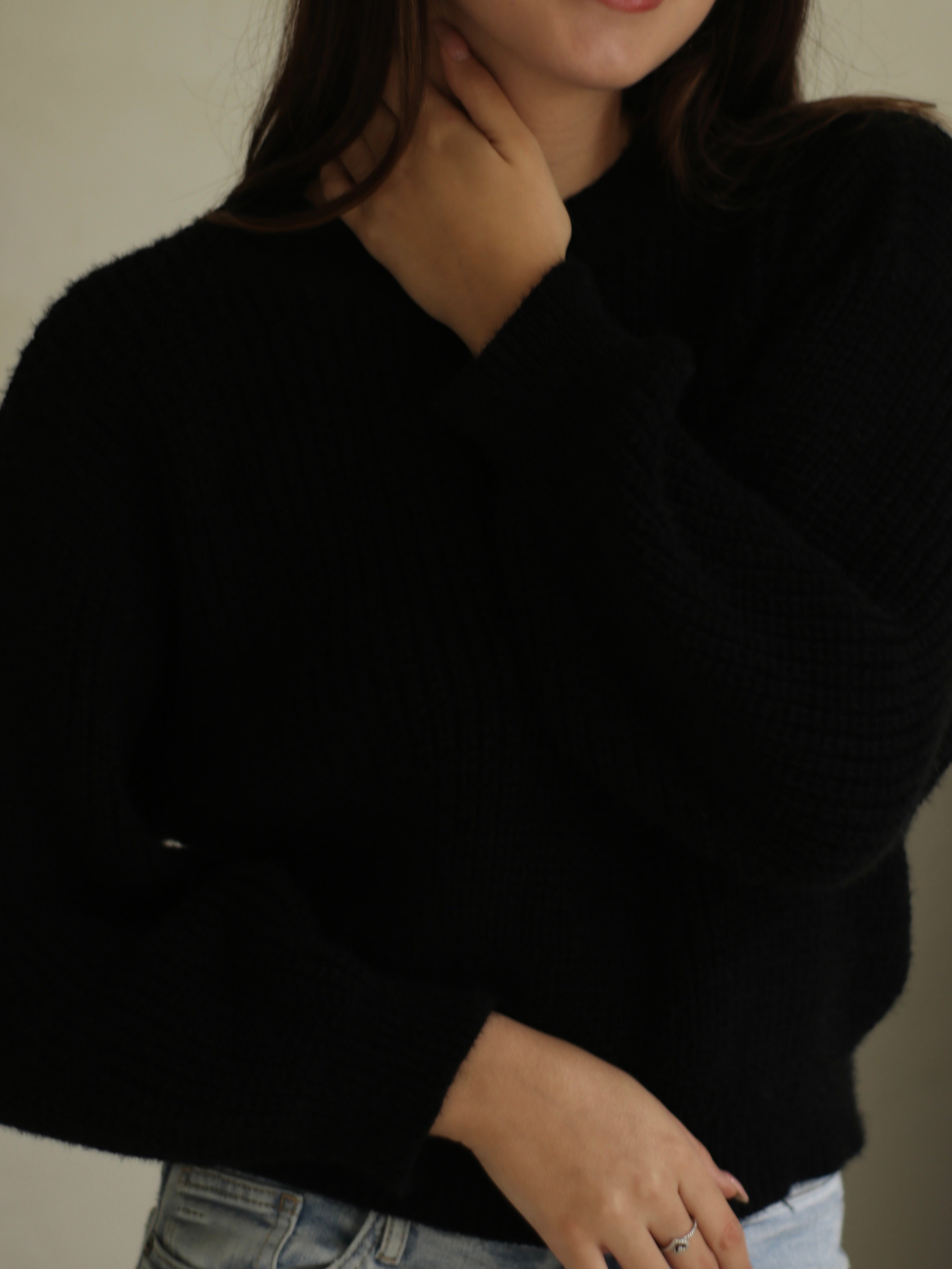 Chompa Emilia - Black