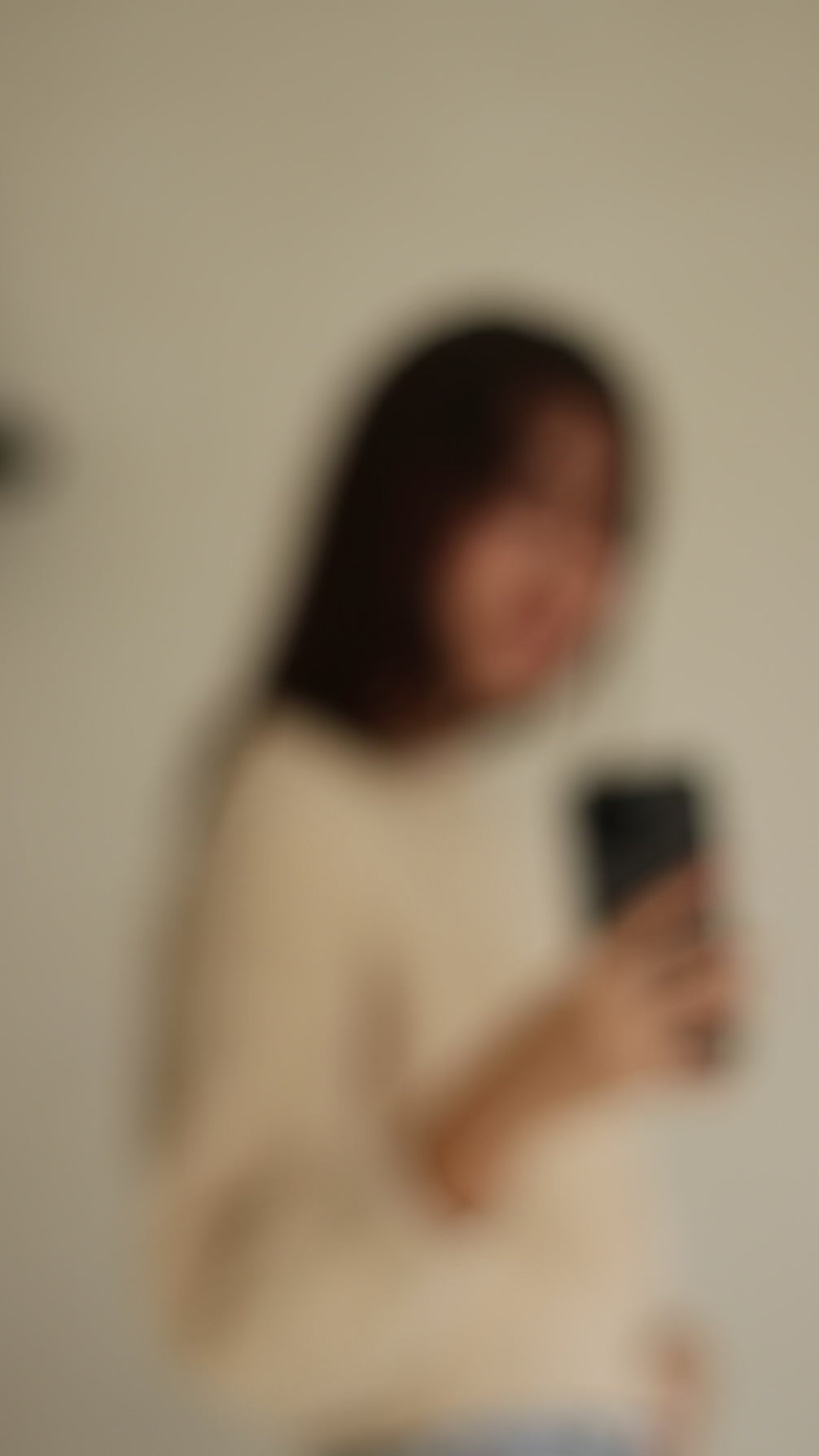 Chompa Emilia - Frozen Dew